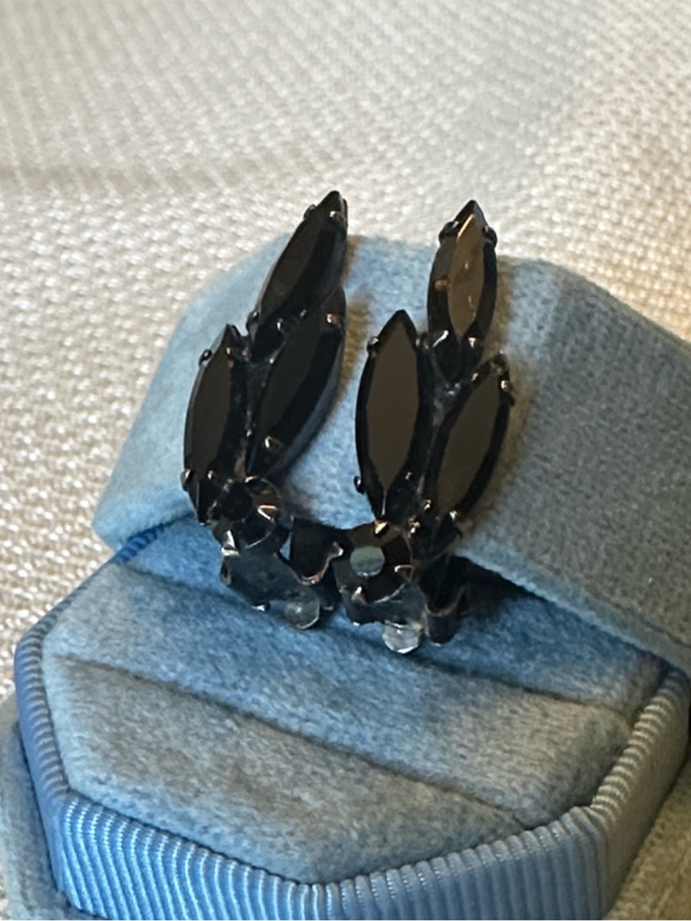 Vintage Mid Century Jet Black Rhinestone Ear Climber Clip On Earrings⁠